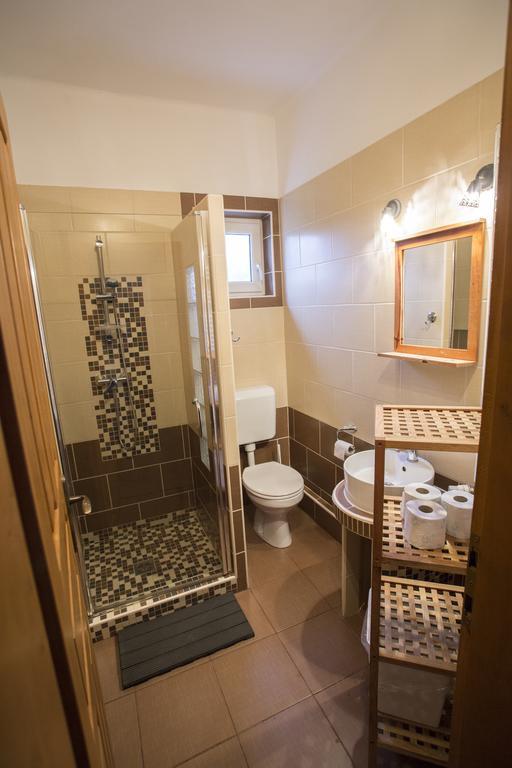 Doere Vendeghaz Apartment Bakonyszentlaszlo Exterior photo